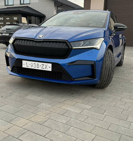 Синий Шкода Enyaq iV, объемом двигателя 0 л и пробегом 195 тыс. км за 21900 $, фото 10 на Automoto.ua