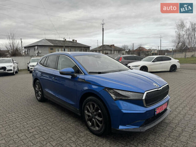 Синий Шкода Enyaq iV, объемом двигателя 0 л и пробегом 280 тыс. км за 17800 $, фото 2 на Automoto.ua