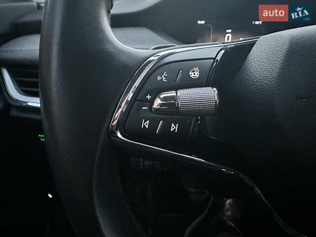 Синій Шкода Enyaq iV, об'ємом двигуна 0 л та пробігом 118 тис. км за 25990 $, фото 37 на Automoto.ua