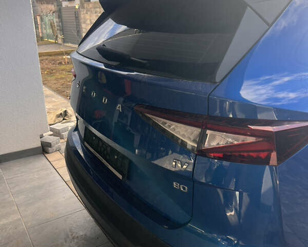 Синий Шкода Enyaq iV, объемом двигателя 0 л и пробегом 47 тыс. км за 17500 $, фото 3 на Automoto.ua