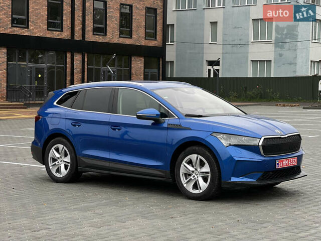 Синий Шкода Enyaq iV, объемом двигателя 0 л и пробегом 130 тыс. км за 22500 $, фото 5 на Automoto.ua