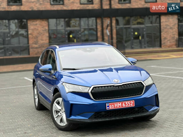 Синий Шкода Enyaq iV, объемом двигателя 0 л и пробегом 130 тыс. км за 22500 $, фото 1 на Automoto.ua