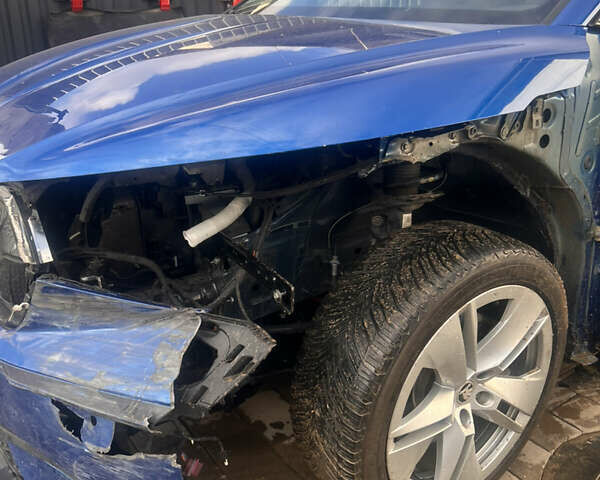 Синий Шкода Enyaq iV, объемом двигателя 0 л и пробегом 47 тыс. км за 17500 $, фото 1 на Automoto.ua