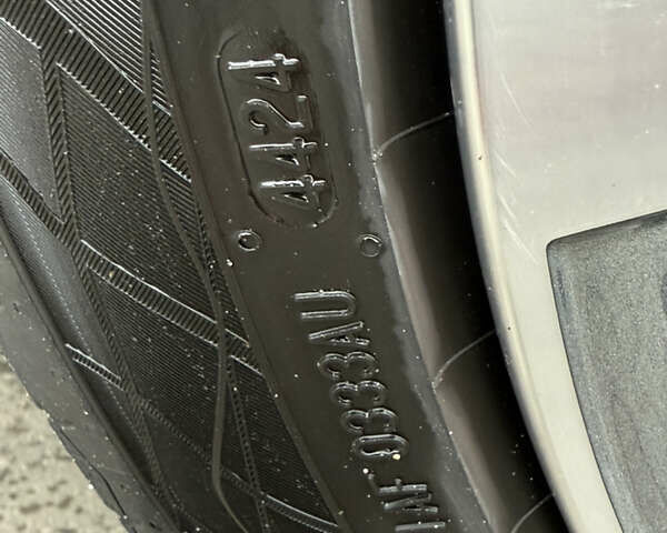 Синий Шкода Enyaq iV, объемом двигателя 0 л и пробегом 149 тыс. км за 21900 $, фото 11 на Automoto.ua