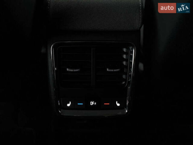 Синій Шкода Enyaq iV, об'ємом двигуна 0 л та пробігом 118 тис. км за 25990 $, фото 63 на Automoto.ua