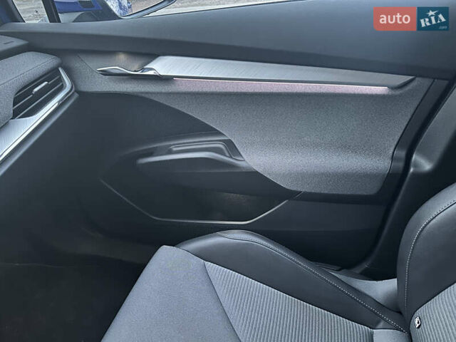 Синій Шкода Enyaq iV, об'ємом двигуна 0 л та пробігом 118 тис. км за 25990 $, фото 35 на Automoto.ua