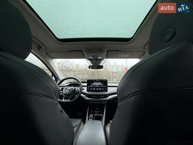 Синий Шкода Enyaq iV, объемом двигателя 0 л и пробегом 149 тыс. км за 21900 $, фото 24 на Automoto.ua