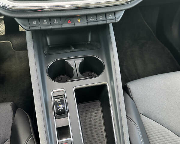Синій Шкода Enyaq iV, об'ємом двигуна 0 л та пробігом 118 тис. км за 25990 $, фото 58 на Automoto.ua