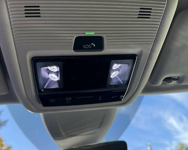 Шкода Enyaq iV 2023 в Луцке на Automoto.ua Синий Шкода Enyaq iV, объемом двигателя 0 л и пробегом 25 тыс. км за 31200 $, фото 26 на Automoto.ua