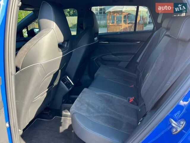 Синий Шкода Enyaq iV, объемом двигателя 0 л и пробегом 21 тыс. км за 34500 $, фото 17 на Automoto.ua