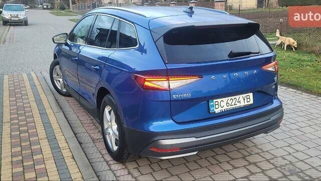 Синий Шкода Enyaq iV, объемом двигателя 0 л и пробегом 72 тыс. км за 25900 $, фото 7 на Automoto.ua