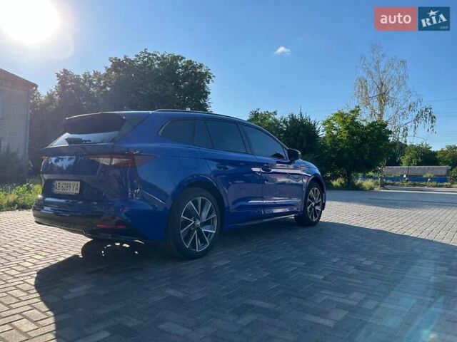 Синий Шкода Enyaq iV, объемом двигателя 0 л и пробегом 21 тыс. км за 34500 $, фото 2 на Automoto.ua
