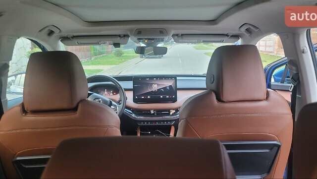 Синий Шкода Enyaq iV, объемом двигателя 0 л и пробегом 72 тыс. км за 25900 $, фото 9 на Automoto.ua