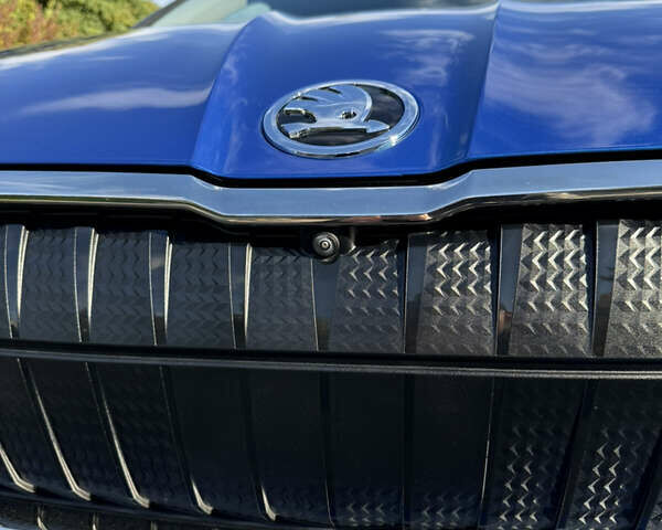 Шкода Enyaq iV 2023 в Луцке на Automoto.ua Синий Шкода Enyaq iV, объемом двигателя 0 л и пробегом 25 тыс. км за 31200 $, фото 10 на Automoto.ua