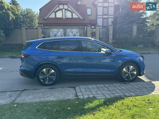 Синий Шкода Enyaq iV, объемом двигателя 0 л и пробегом 77 тыс. км за 29900 $, фото 3 на Automoto.ua