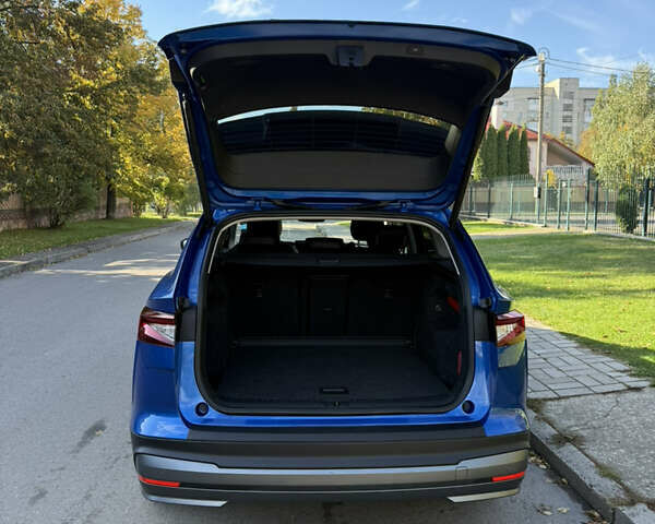 Синий Шкода Enyaq iV, объемом двигателя 0 л и пробегом 77 тыс. км за 29900 $, фото 12 на Automoto.ua