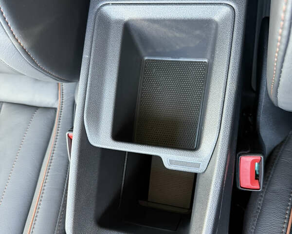 Шкода Enyaq iV 2023 в Луцке на Automoto.ua Синий Шкода Enyaq iV, объемом двигателя 0 л и пробегом 25 тыс. км за 31200 $, фото 30 на Automoto.ua