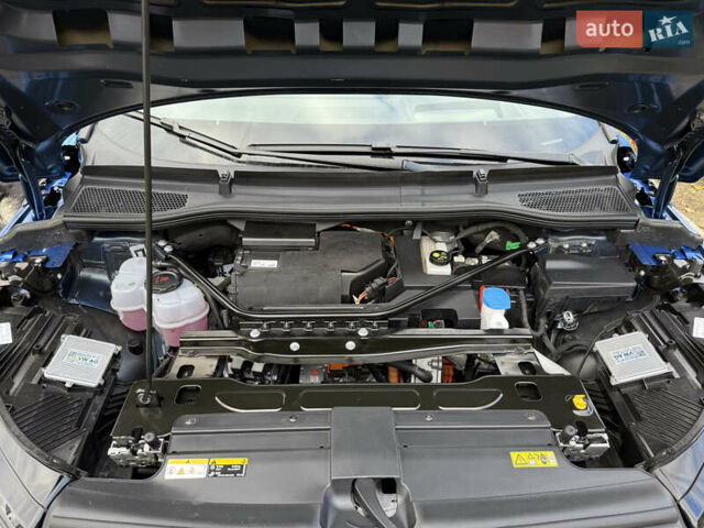 Шкода Enyaq iV 2023 в Луцке на Automoto.ua Синий Шкода Enyaq iV, объемом двигателя 0 л и пробегом 25 тыс. км за 31200 $, фото 32 на Automoto.ua