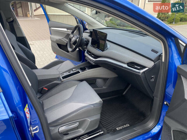 Синий Шкода Enyaq iV, объемом двигателя 0 л и пробегом 20 тыс. км за 24500 $, фото 17 на Automoto.ua