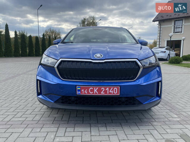 Синий Шкода Enyaq iV, объемом двигателя 0 л и пробегом 20 тыс. км за 24500 $, фото 3 на Automoto.ua