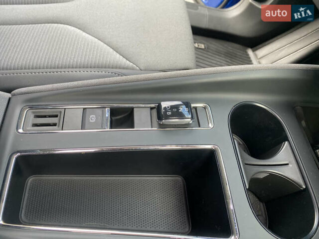 Синий Шкода Enyaq iV, объемом двигателя 0 л и пробегом 20 тыс. км за 24500 $, фото 20 на Automoto.ua