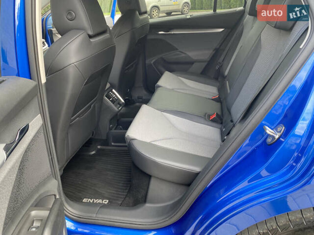 Синий Шкода Enyaq iV, объемом двигателя 0 л и пробегом 20 тыс. км за 24500 $, фото 26 на Automoto.ua