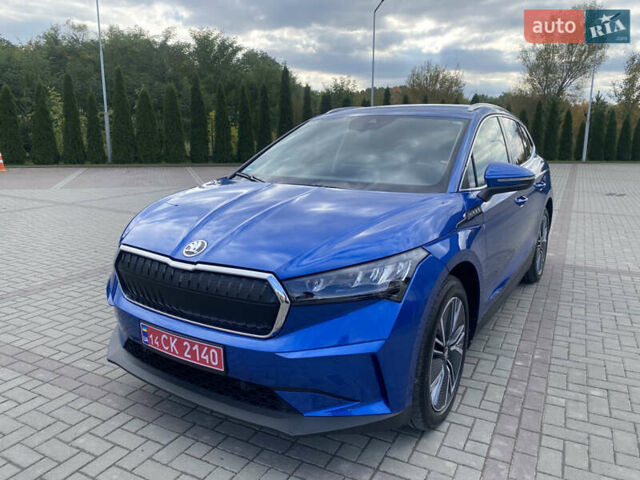 Синий Шкода Enyaq iV, объемом двигателя 0 л и пробегом 20 тыс. км за 24500 $, фото 1 на Automoto.ua