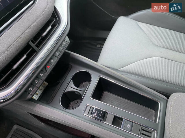 Синій Шкода Enyaq iV, об'ємом двигуна 0 л та пробігом 21 тис. км за 23000 $, фото 22 на Automoto.ua