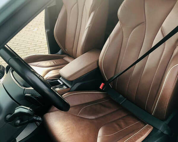 Зеленый Шкода Enyaq iV, объемом двигателя 0 л и пробегом 179 тыс. км за 24950 $, фото 16 на Automoto.ua