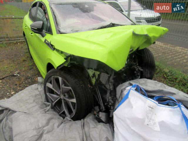 Зелений Шкода Enyaq iV, об'ємом двигуна 0 л та пробігом 47 тис. км за 11500 $, фото 4 на Automoto.ua