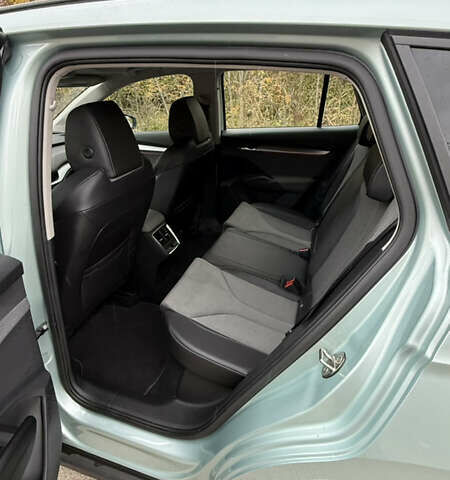 Зеленый Шкода Enyaq iV, объемом двигателя 0 л и пробегом 99 тыс. км за 19800 $, фото 7 на Automoto.ua