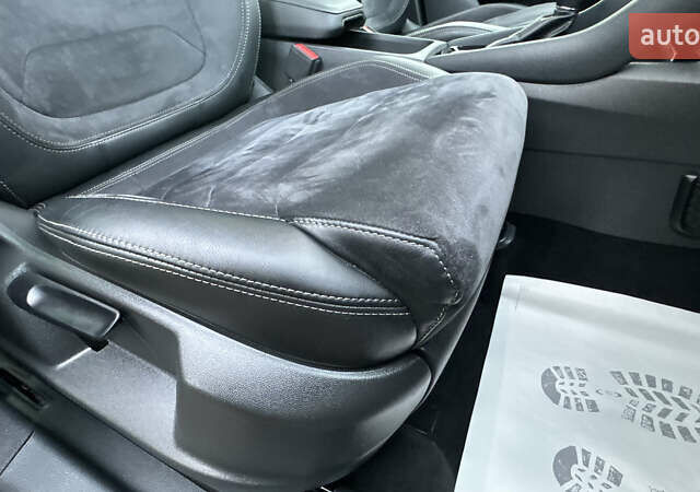 Черный Шкода Kodiaq Scout, объемом двигателя 2 л и пробегом 214 тыс. км за 27600 $, фото 86 на Automoto.ua
