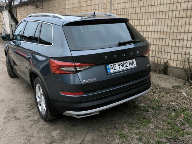 Серый Шкода Kodiaq Scout, объемом двигателя 2 л и пробегом 32 тыс. км за 32000 $, фото 2 на Automoto.ua