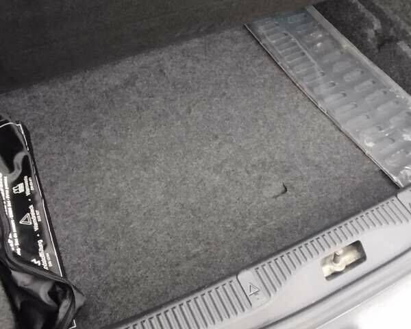 Черный Шкода Roomster Scout, объемом двигателя 1.6 л и пробегом 196 тыс. км за 5950 $, фото 14 на Automoto.ua