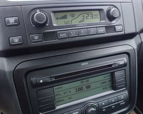 Черный Шкода Roomster Scout, объемом двигателя 1.6 л и пробегом 196 тыс. км за 5950 $, фото 34 на Automoto.ua