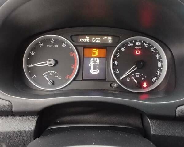 Черный Шкода Roomster Scout, объемом двигателя 1.6 л и пробегом 196 тыс. км за 5950 $, фото 33 на Automoto.ua