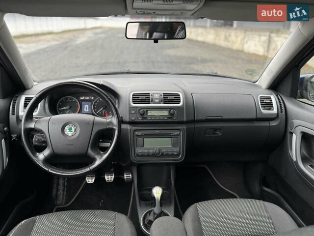 Синий Шкода Roomster Scout, объемом двигателя 1.4 л и пробегом 196 тыс. км за 6850 $, фото 28 на Automoto.ua