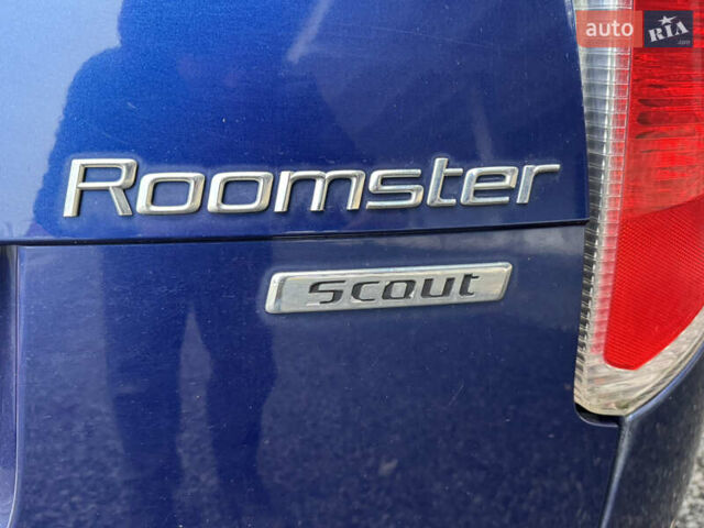 Синий Шкода Roomster Scout, объемом двигателя 1.4 л и пробегом 196 тыс. км за 6850 $, фото 25 на Automoto.ua