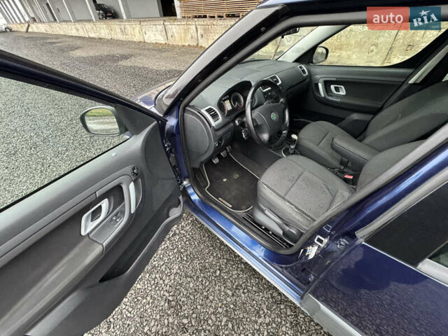 Синий Шкода Roomster Scout, объемом двигателя 1.4 л и пробегом 196 тыс. км за 6850 $, фото 18 на Automoto.ua