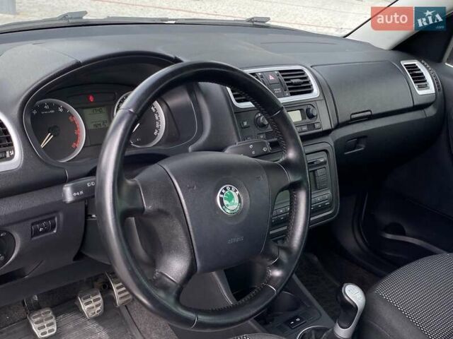 Синій Шкода Roomster Scout, об'ємом двигуна 1.6 л та пробігом 168 тис. км за 6300 $, фото 8 на Automoto.ua