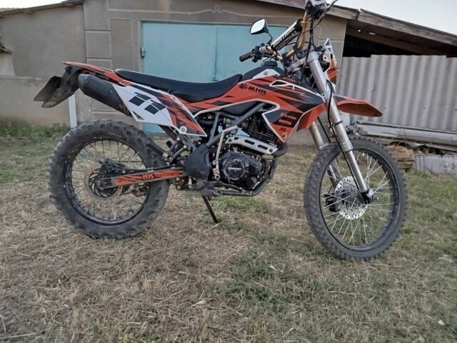 СкайБайк 3302, объемом двигателя 0.2 л и пробегом 0 тыс. км за 1000 $, фото 1 на Automoto.ua