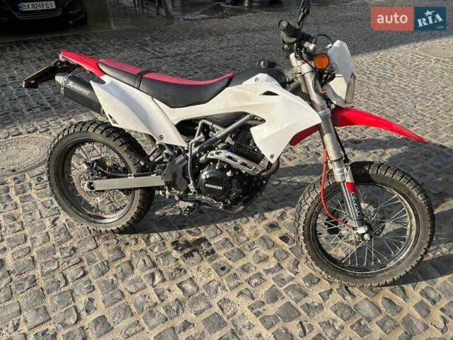 Красный СкайБайк CRDX, объемом двигателя 0.25 л и пробегом 2 тыс. км за 1050 $, фото 1 на Automoto.ua