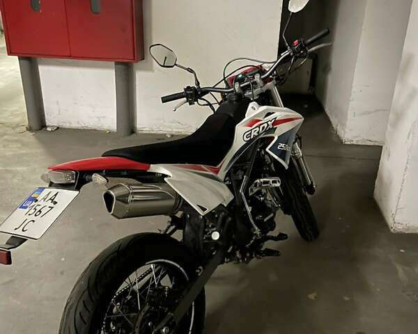 Красный СкайБайк CRDX, объемом двигателя 0.25 л и пробегом 13 тыс. км за 1200 $, фото 7 на Automoto.ua