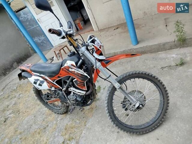 Оранжевый СкайБайк CRDX 200, объемом двигателя 0 л и пробегом 3 тыс. км за 950 $, фото 3 на Automoto.ua