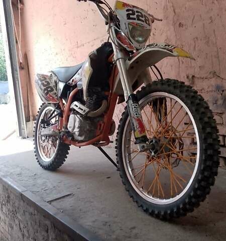 Белый СкайБайк Kayo, объемом двигателя 0.22 л и пробегом 39 тыс. км за 1000 $, фото 12 на Automoto.ua