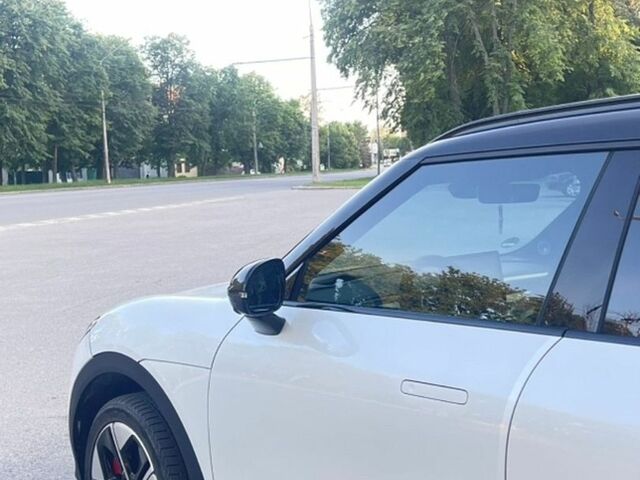Білий Смарт #1, об'ємом двигуна 0 л та пробігом 33 тис. км за 29900 $, фото 5 на Automoto.ua
