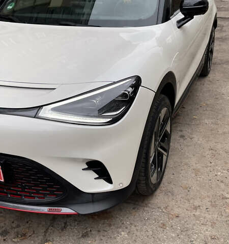 Білий Смарт #1, об'ємом двигуна 0 л та пробігом 32 тис. км за 29900 $, фото 4 на Automoto.ua