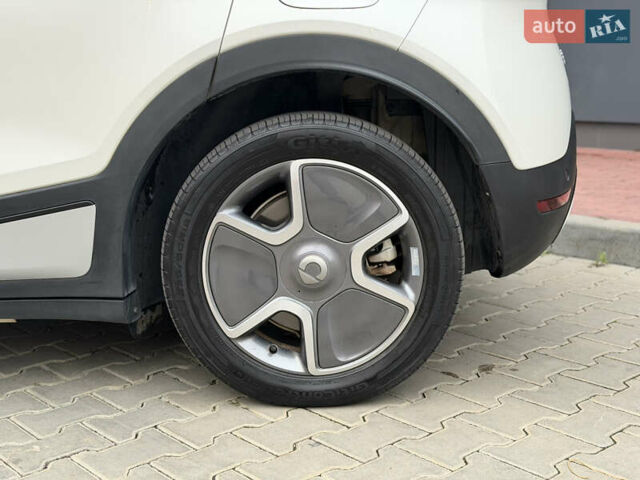 Білий Смарт #1, об'ємом двигуна 0 л та пробігом 41 тис. км за 19500 $, фото 15 на Automoto.ua