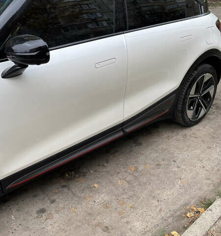 Білий Смарт #1, об'ємом двигуна 0 л та пробігом 32 тис. км за 29900 $, фото 7 на Automoto.ua