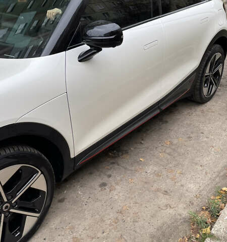 Білий Смарт #1, об'ємом двигуна 0 л та пробігом 32 тис. км за 29900 $, фото 6 на Automoto.ua